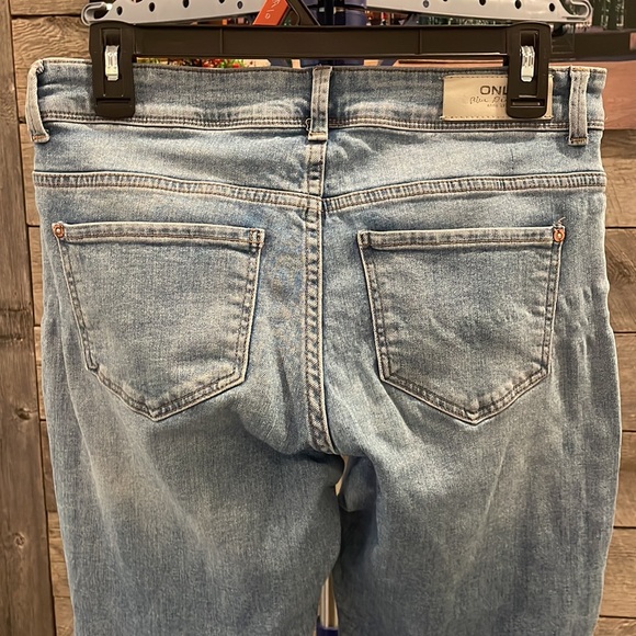 Only Size 30 skinny jeans - Picture 4 of 6